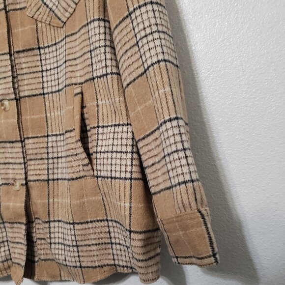 Akaiv Wool Blend Plaid Shacket - Picture 4 of 11